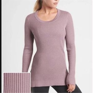 Athleta Lincoln Park Ribbed Crew Neck Side Slit Sweater Top Size M.
